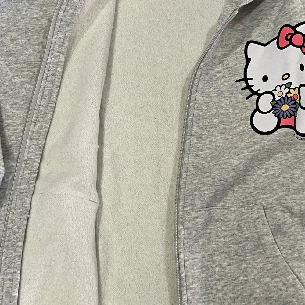 GAP hello kitty